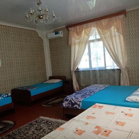 Guesthouse At Oleg'S Zolotoy Bereg กูเดาทา ภายนอก รูปภาพ