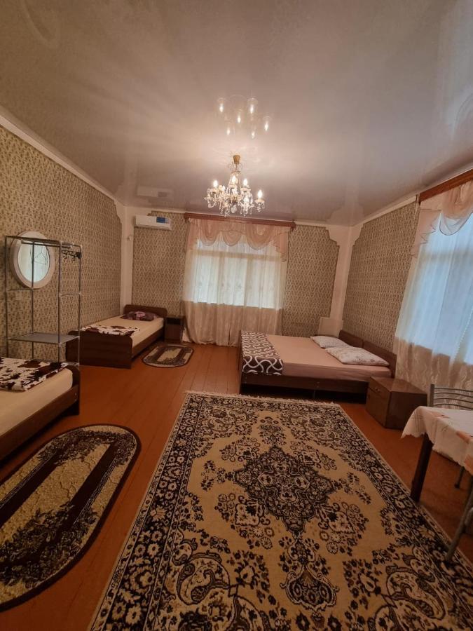 Guesthouse At Oleg'S Zolotoy Bereg กูเดาทา ภายนอก รูปภาพ