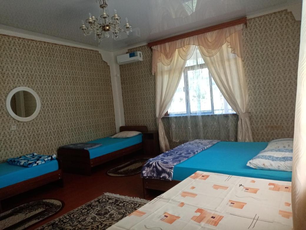 Guesthouse At Oleg'S Zolotoy Bereg กูเดาทา ภายนอก รูปภาพ