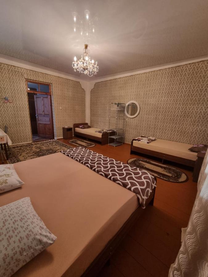 Guesthouse At Oleg'S Zolotoy Bereg กูเดาทา ภายนอก รูปภาพ
