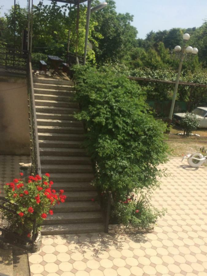 Guesthouse At Oleg'S Zolotoy Bereg กูเดาทา ภายนอก รูปภาพ