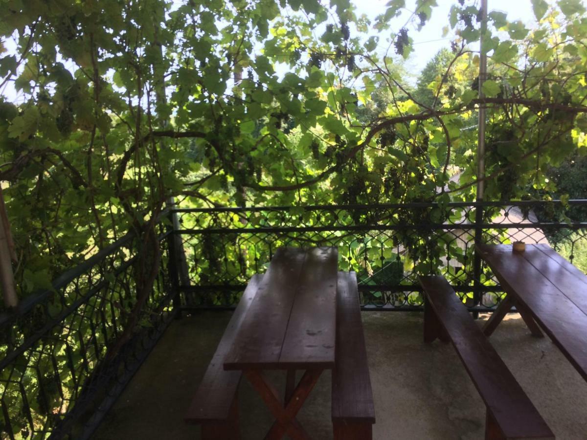 Guesthouse At Oleg'S Zolotoy Bereg กูเดาทา ภายนอก รูปภาพ